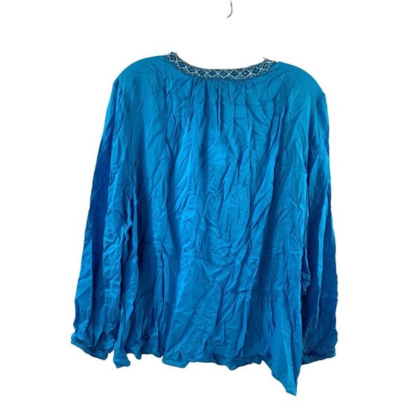 Chelsea & Theodore Women's Turquoise Top - Picture 2 of 5